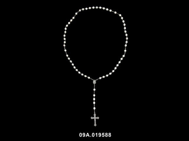 ART. RELIGIOSO -TERÇO CRISTAL LEITE 8MM