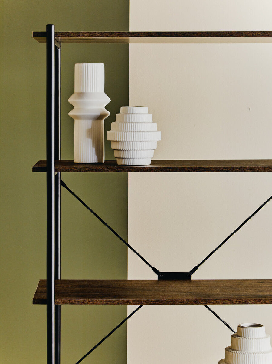 White Small Step Design Vase | Fabia
