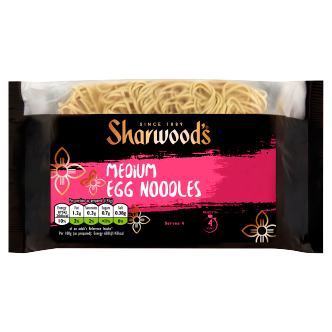 12 x Sharwood Medium Egg Noodles - 226G