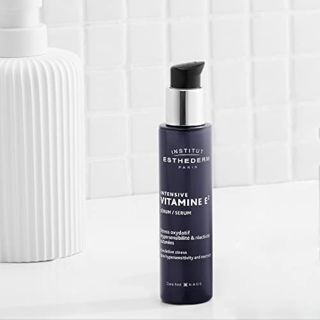 Institut Esthederm Intensive Soothing Vitamin E Face Serum 30ml