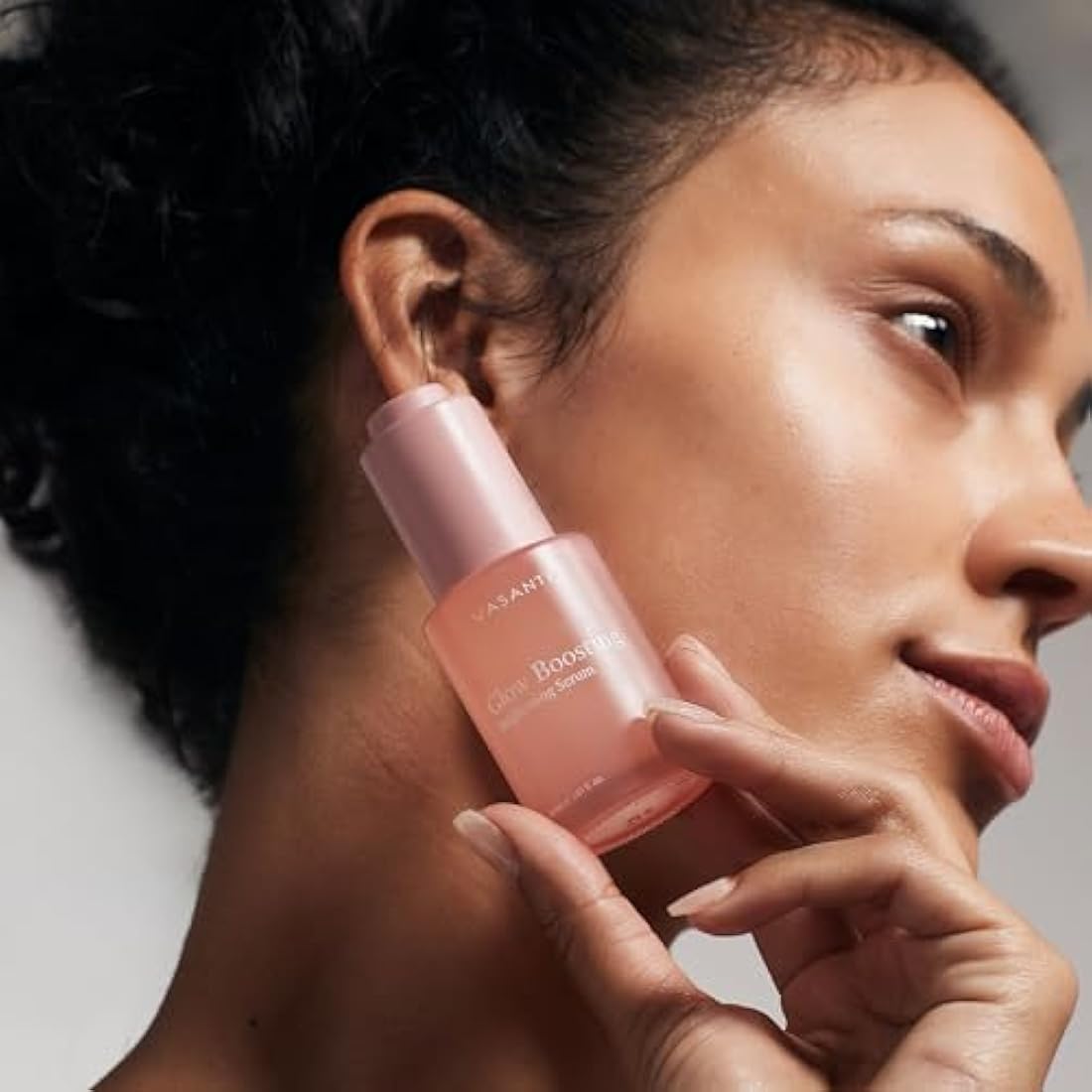 VASANTI Brighten Up! Glow Boosting Serum - Enriched with Vitamin C, Fights Dullness, Anti-Aging Serum Giving You Glass-Like Finish Glow