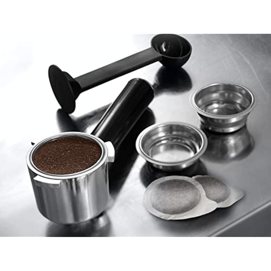De'Longhi Dedica Style, Traditional Pump Espresso Machine, Coffee and Cappuccino Maker, EC685M, Silver