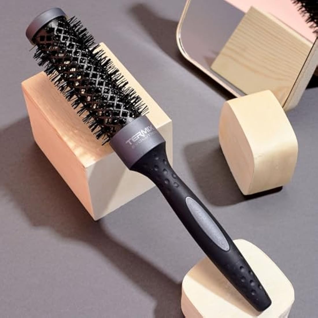 Pack Termix Evolution Plus - Hairbrushes for thick hair with Ionized bristles for thick and difficult to manage hair- It includes 5 diametres Ø 17, 23, 28, 32 y 43 mm