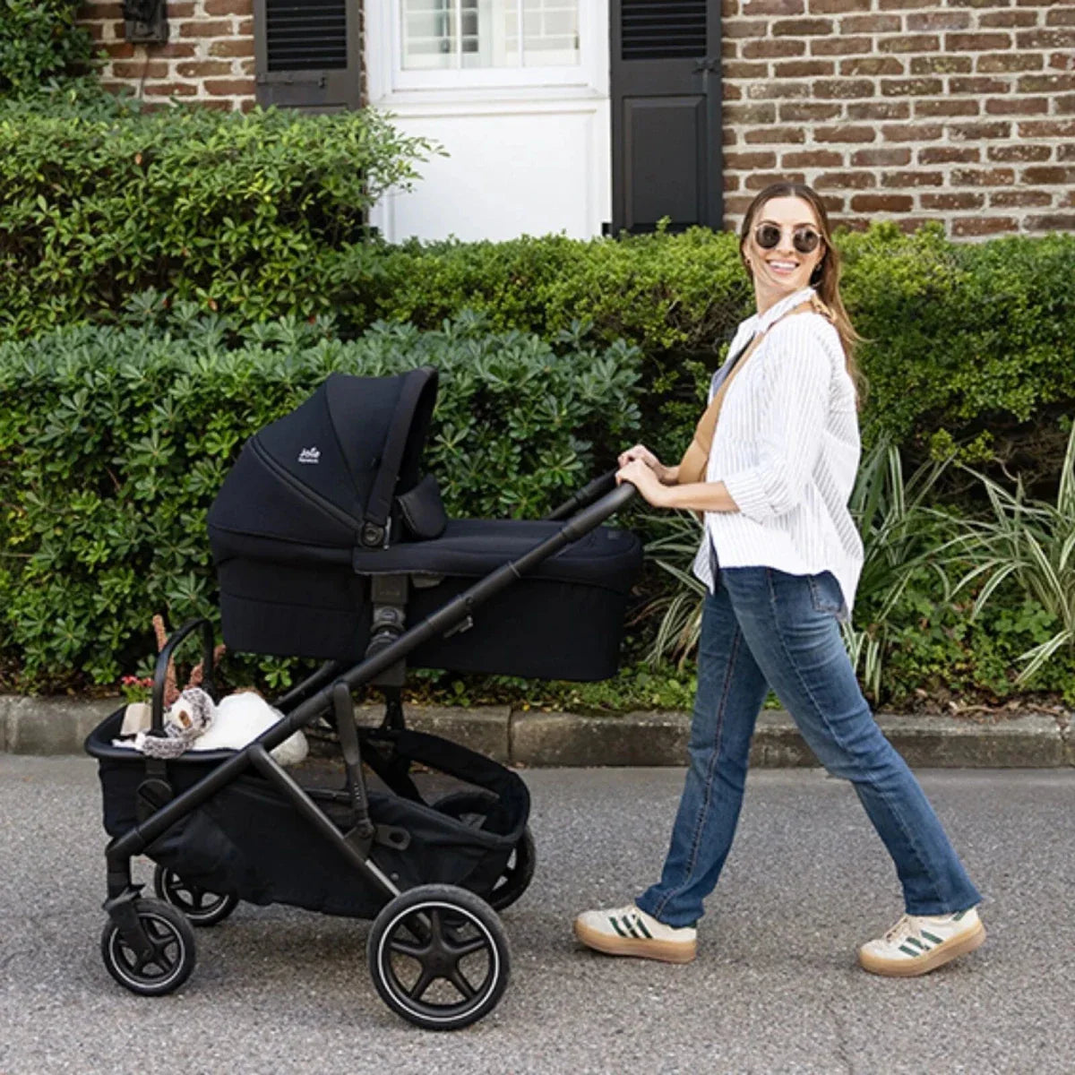 Joie Ramble XL Signature Carrycot - Eclipse