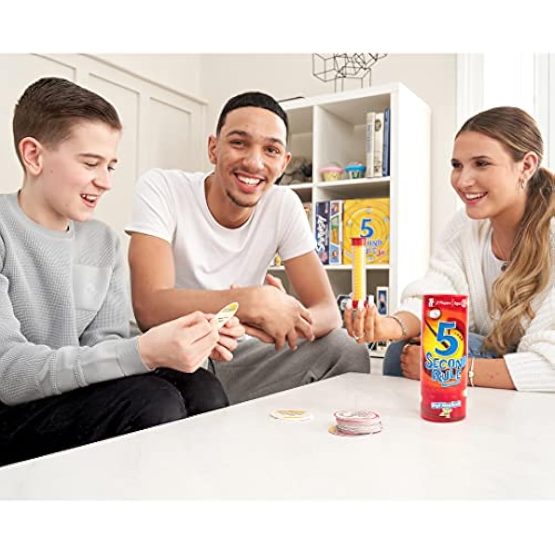 PlayMonster 5 Second Rule Mini | Simple Questions Card Game for Family Fun| Kids & Game Nights |Fast Paced Games | Sunday Games | Games Night | Ages 8+