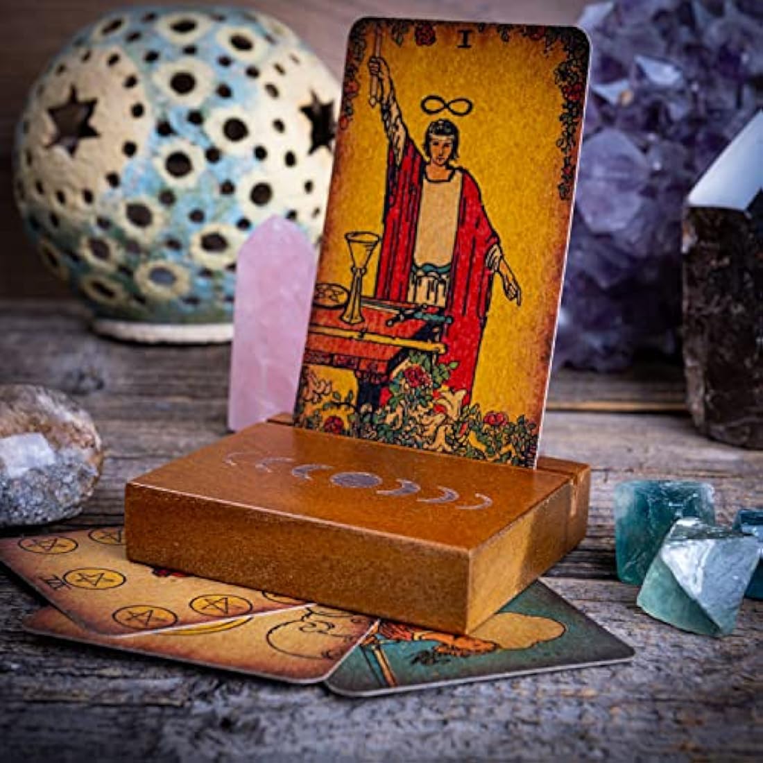 Curawood Tarot Card Holder Stand - Display Your Daily Card Draw - 8.9 cm Small Tarot Card Stand - Witchcraft Supplies, Tarot Accessories, Witchy Gifts, Pagan & Wiccan Altar Supplies, Divination Tools