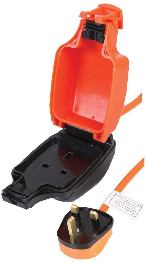 PRO ELEC PEL01010 Mains Extension Lead with Outdoor 1-Gang Socket, IP54, 15m, Orange