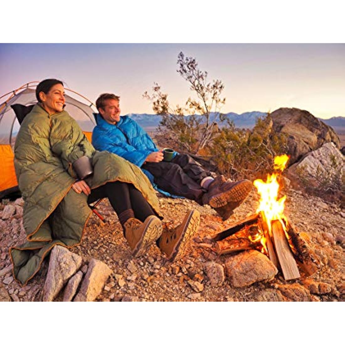 Get Out Gear Double Puffy Camping Blanket - Extra Puffy, Packable, Lightweight and Warm | Ideal for Outdoors, Travel, Stadium, Festivals, Beach, Hammock | Water-Resistant Camp Quilt (Gray/Burgundy)