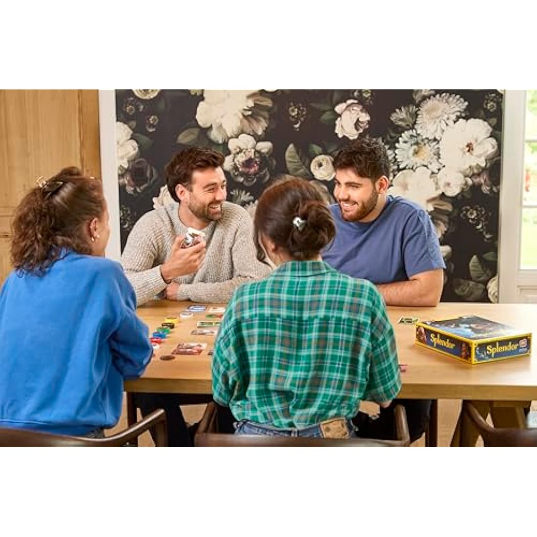 Space Cowboys Asmodee | Splendor | Family Card Game | Ages 10+ | 2 to 4 Players | 30 Minutes Playing Time