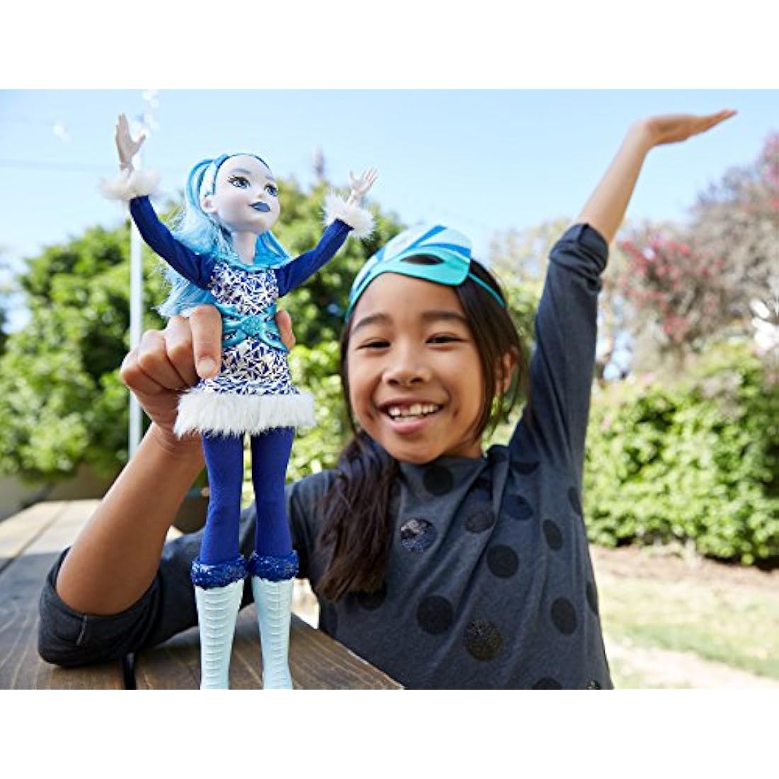 DC Super Hero Girls DVG21 12-Inch Frost Action Doll