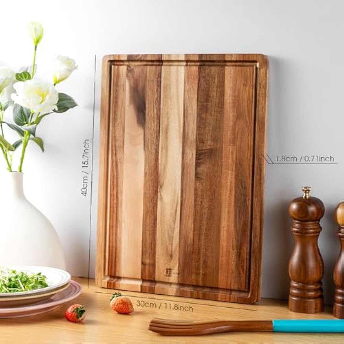 Wood Chopping Board,James.F Thick Acacia Wooden Chopping Board with Juice Groove, Reversible Wood Serving Cutting Board for Kitchen,Charcuterie Board for Meat Bread Cheese(40 x 30 x 1.8 cm)