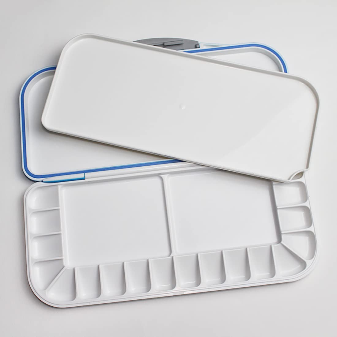 Leakproof Watercolor Palette 18-Wells with Two Additional Spacious Mixing Areas, Blue Folding Peel-Off Palette for Watercolor, Gouache, Acrylic Paint