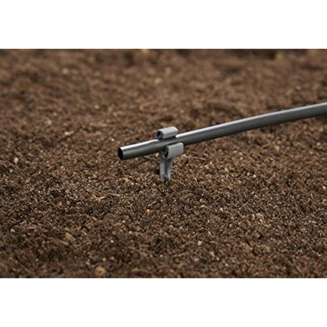 Gardena Micro-Drip System Supply Pipe: Flexible supply pipe, 4.6 mm (3/16"), can be laid above or below ground, UV-stabilised, 50 m (1348-20) Estándar 1348-20