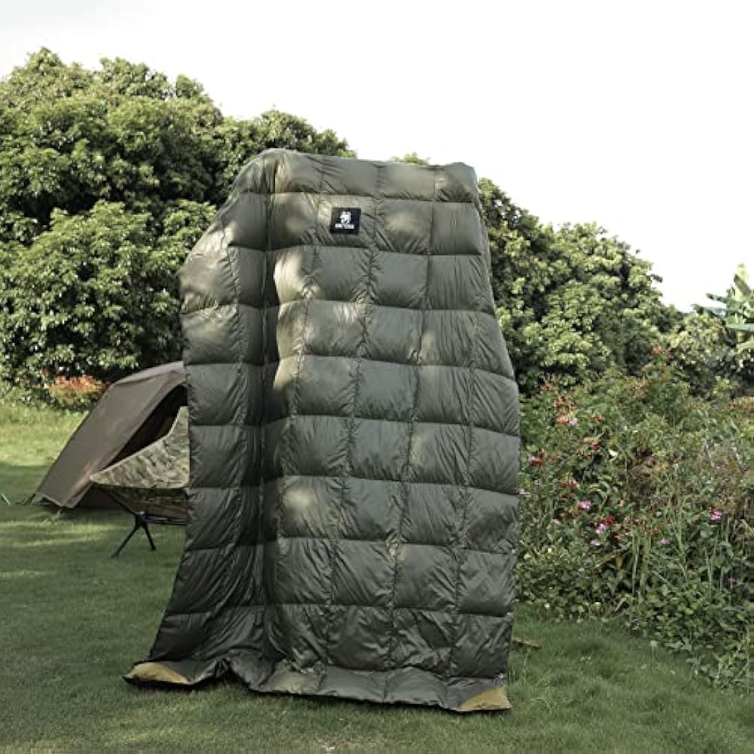 OneTigris Down Camping Blanket 1 Person/2 Person for Warm&Cold Weather Packable Puffy Backpacking Hiking Travel Lightweight Gardening Beach Picnic Quilt
