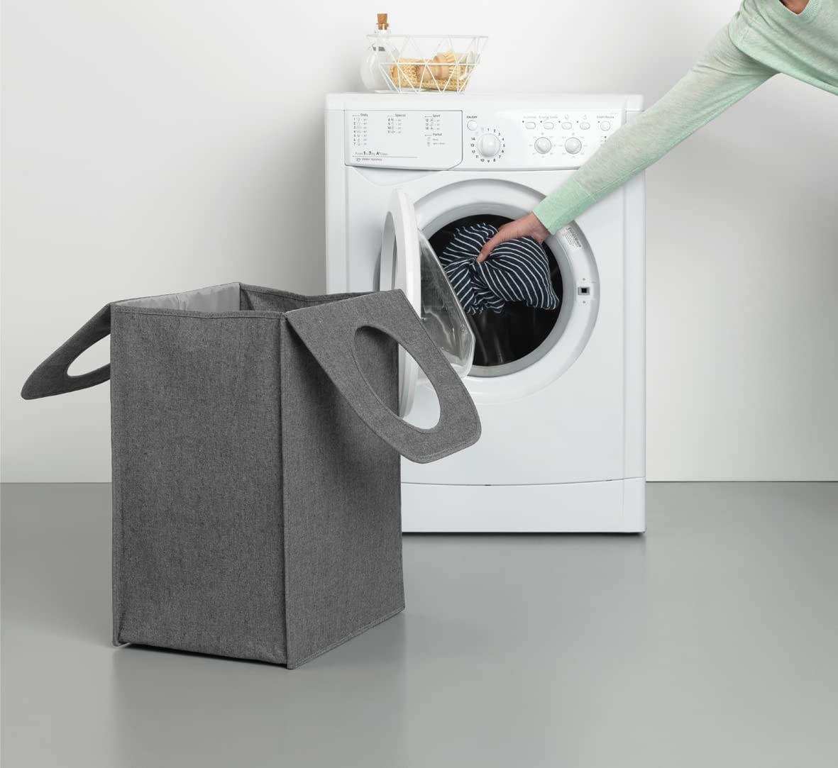 Brabantia - Laundry Bag Rectangular - Foldable Top - Quick-drop Opening - Space Efficient - Easy to Unload - Large Opening for Dirty Clothes - Pepper