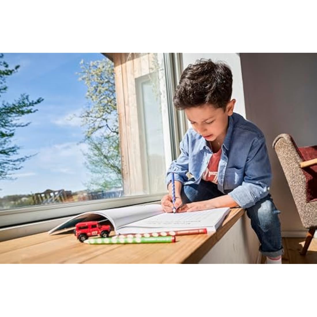 STABILO EASYcolors - Ergonomic Colouring Pencil - Right-Handed - Pack of 24 - Assorted Colours