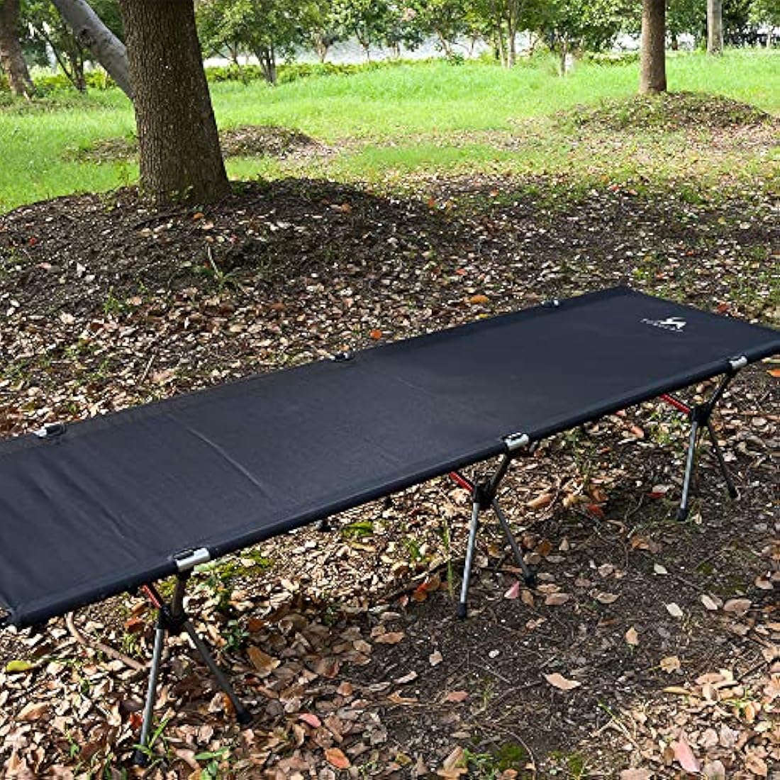 TOMOUNT Camp Bed, Lightweight Camping Lounger, Aluminium Alloy, Compact Camping Bed, Travel Cot for Balcony, Garden, Camping, Outdoor Hiking