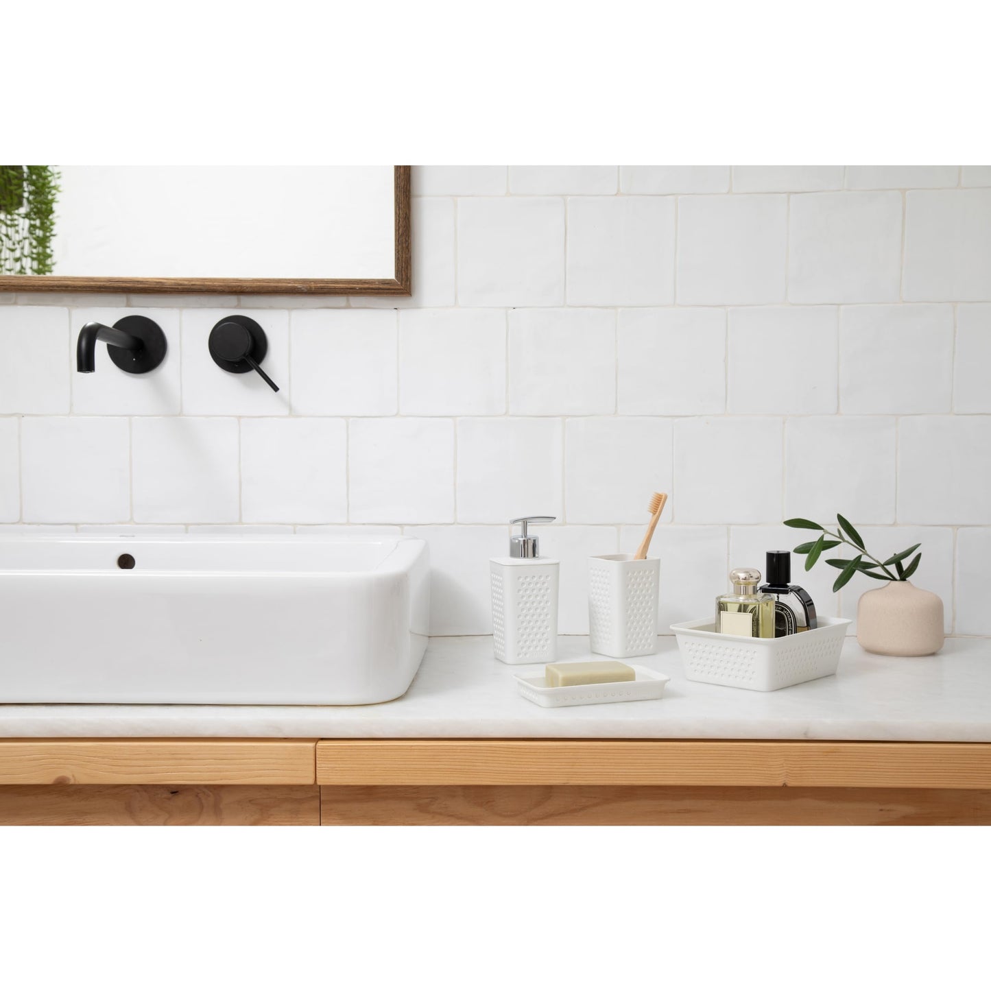TATAY Bohol Bathroom Soap Dish, 100% Recycled Plastic, 14 x 8.5 x 2 cm