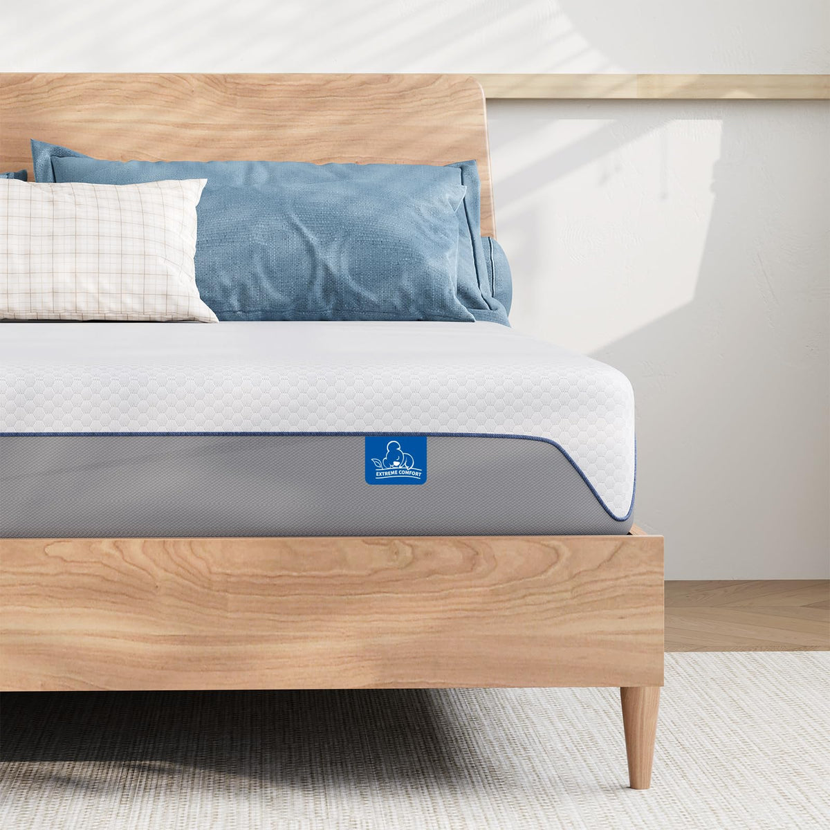 Doubleslee Memory Foam Mattress Double, Medium Firm Feel, 135x190x20cm