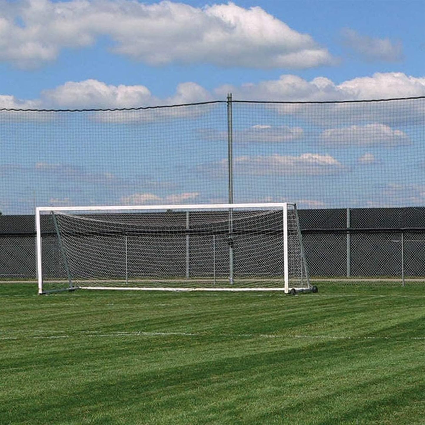 Aoneky 10x20ft /10x30ft Football Rebounder Net, 2.5mm Polyester Cord, 4''x4'' Square Mesh - Heavey Duty Backstop Barrier Net, Football Containment Net