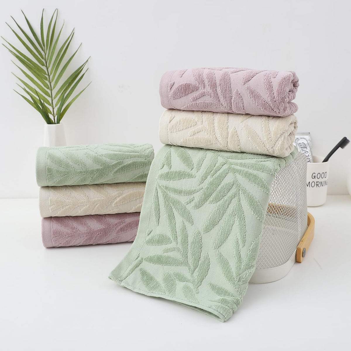Pidada Hand Towels Set of 2 Leaf Pattern 100% Cotton Absorbent Soft Decorative Towel for Bathroom (Green)