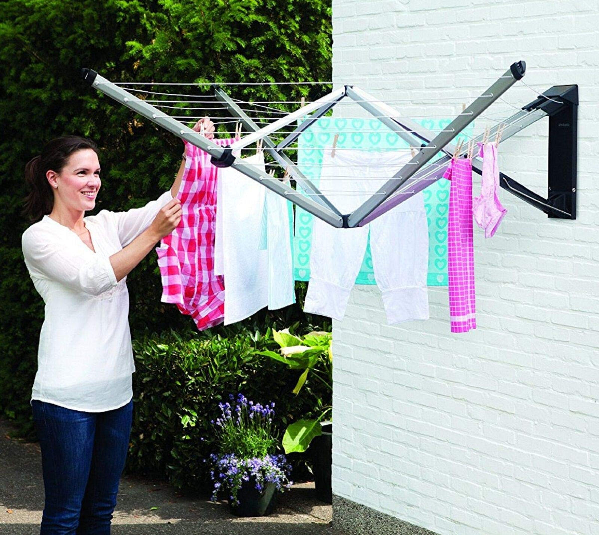 Brabantia WallFix Retractable Washing Line with Protective Fabric Cover (24m) Wall-Mounted Foldaway Clothes Air Dryer (Silver)