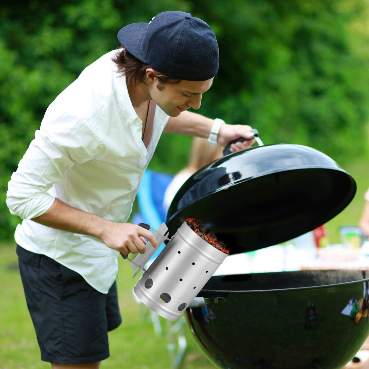 Relaxdays Charcoal Chimney Starter, Steel, BBQ Lighter, Stove, Grill, H x Dia: 27 x 16 cm, Grill Ignition, Silver