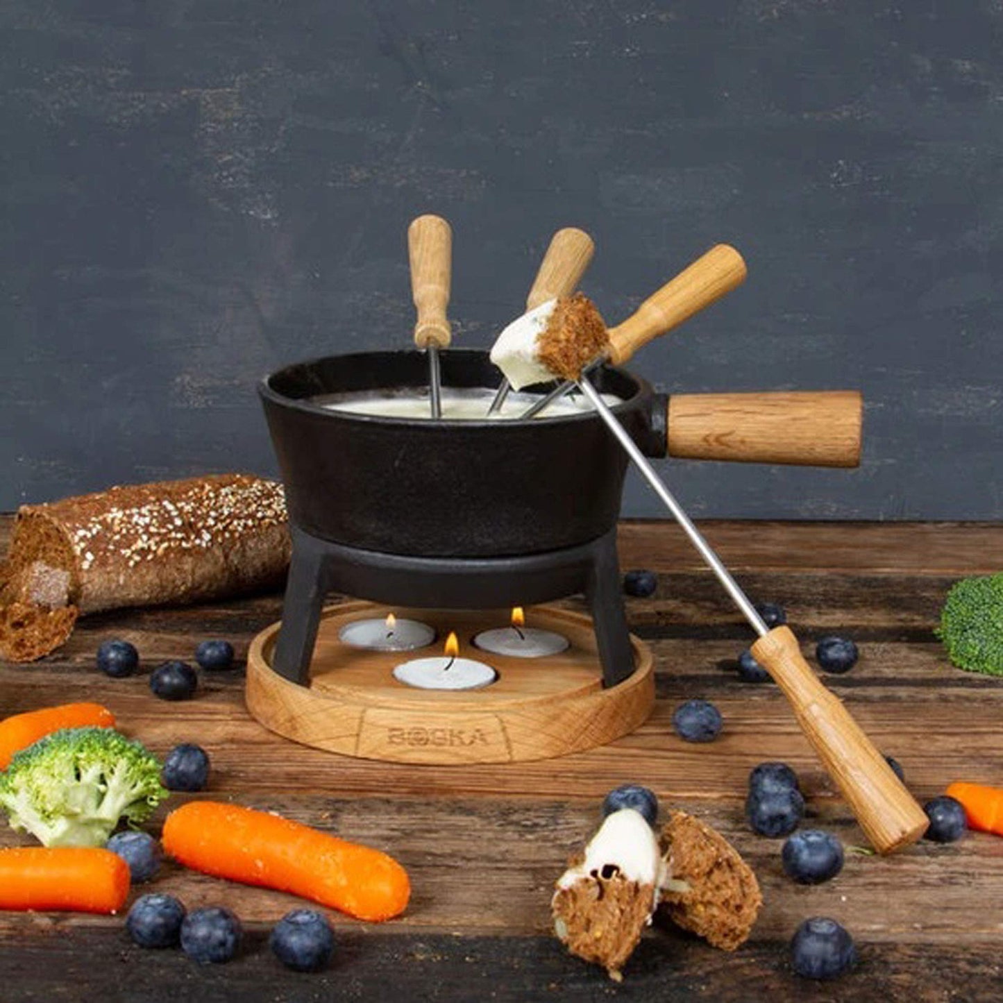 Boska Fondue Set Pro S - Fondue Sets for 2 to 4 Persons - Cheese Fondue - Fondue Tealight - 700 ml Volume - Inc. Fondue Forks