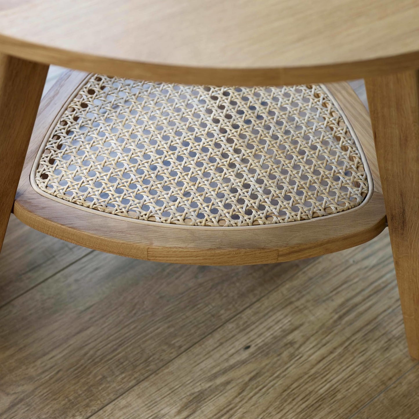 Julian Bowen Vera End Table, Triangle, Oak - H42 x W49.5 x D49.5cm