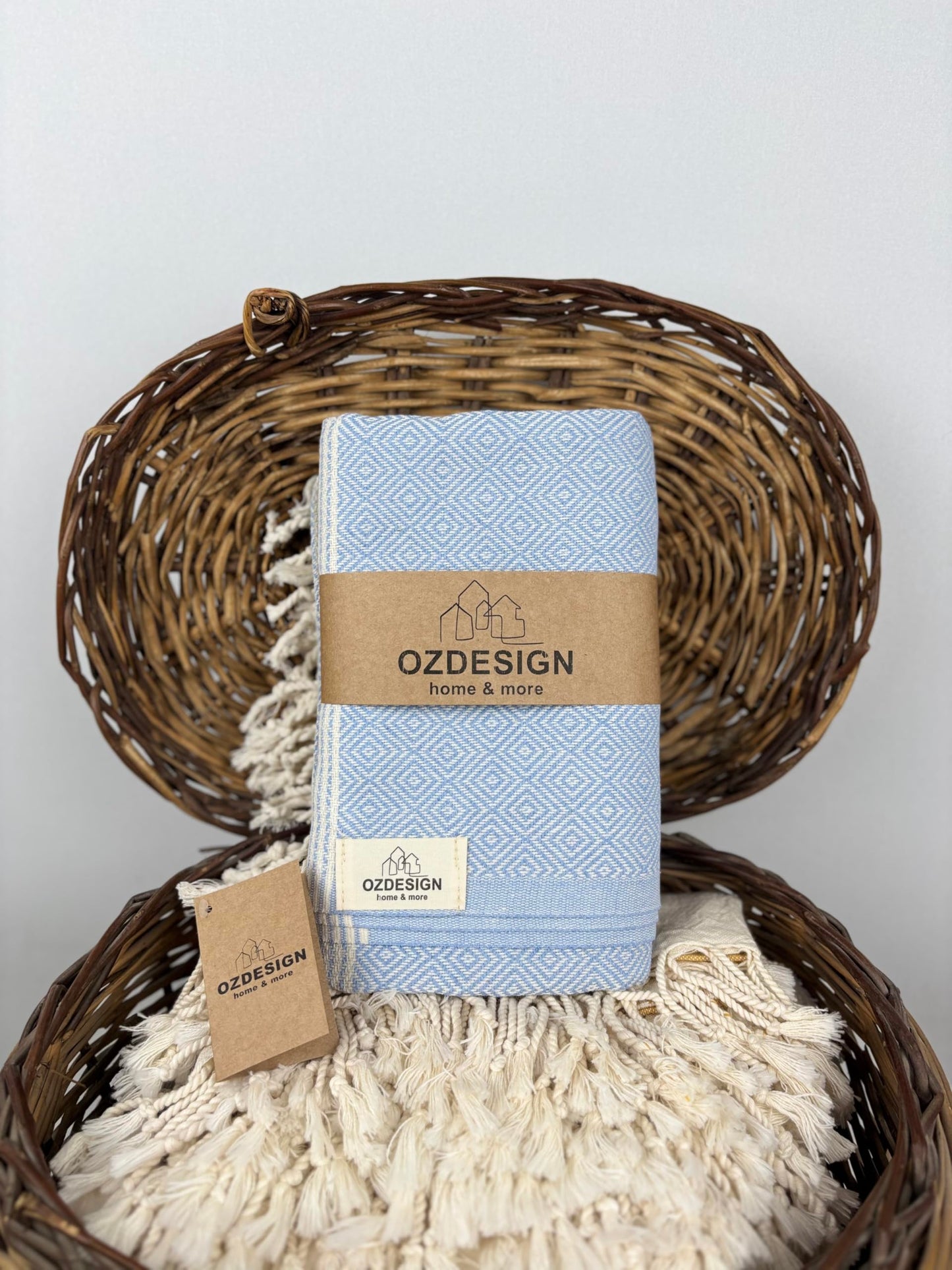 OZDESIGN DILAY Turkish Towel ? 100% Cotton Peshtemal, 100x180 cm ? Quick Dry, Lightweight, Highly Absorbent Hammam Towel for Bath, Beach, Spa & Travel