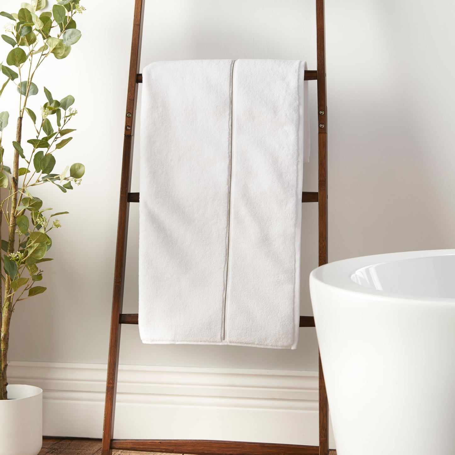 Bianca Zero Twist Satin Stitch Cotton 70x120 cm Bath Towel White