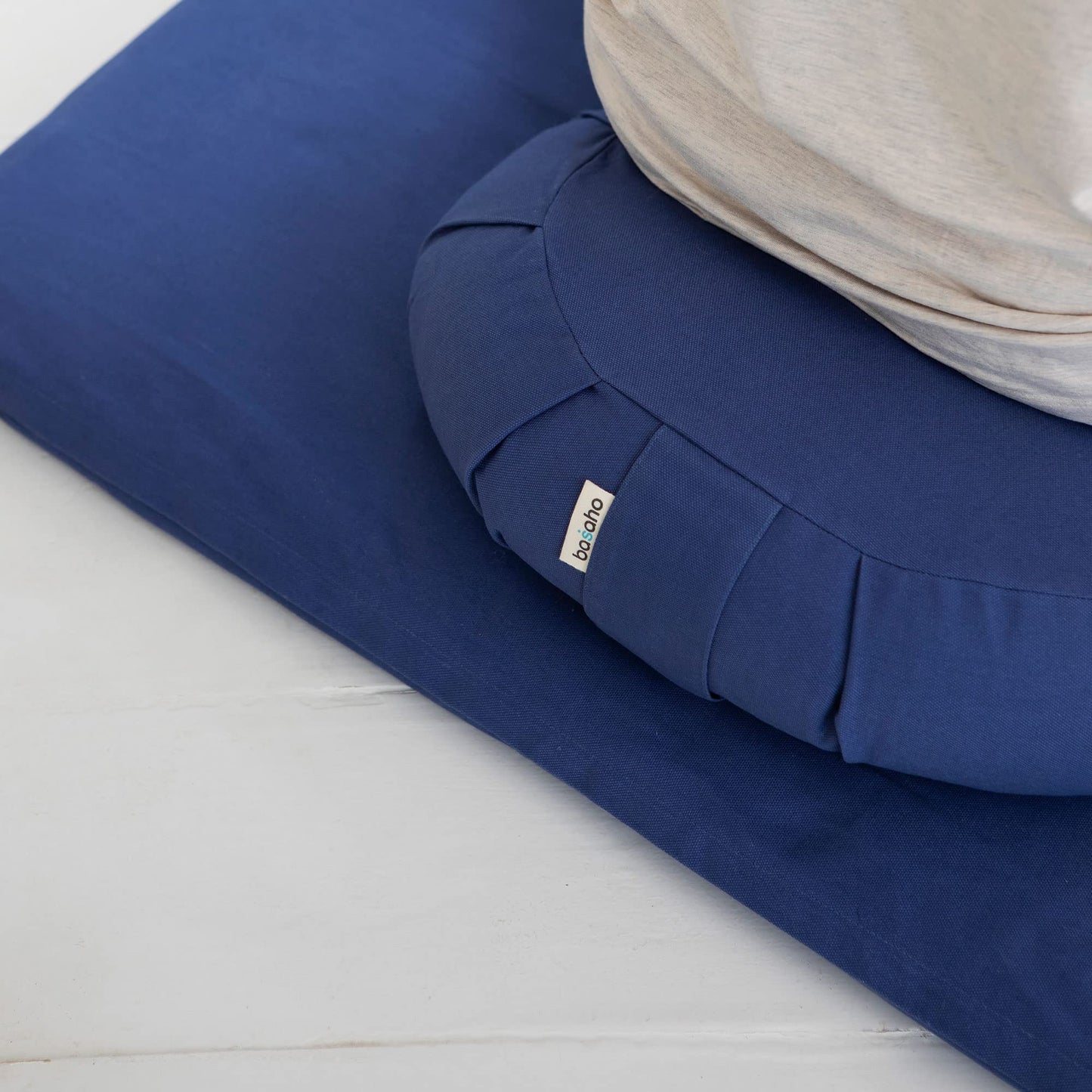 basaho CRESCENT Zafu Meditation Cushion | Organic Cotton | Buckwheat Hulls | Removable Washable Cover (Natural)