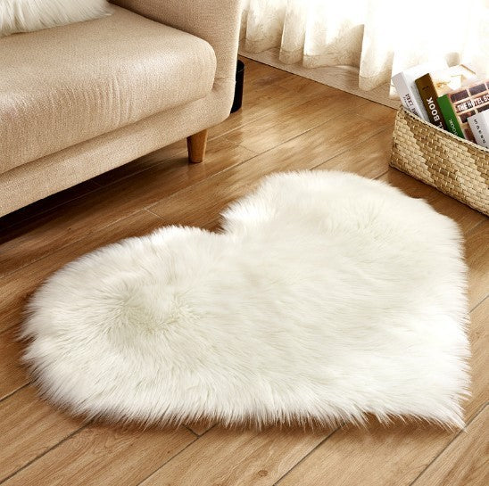 Heart Shaped Fluffy Rug - Non-Slip Plush Living Room Carpet Decor