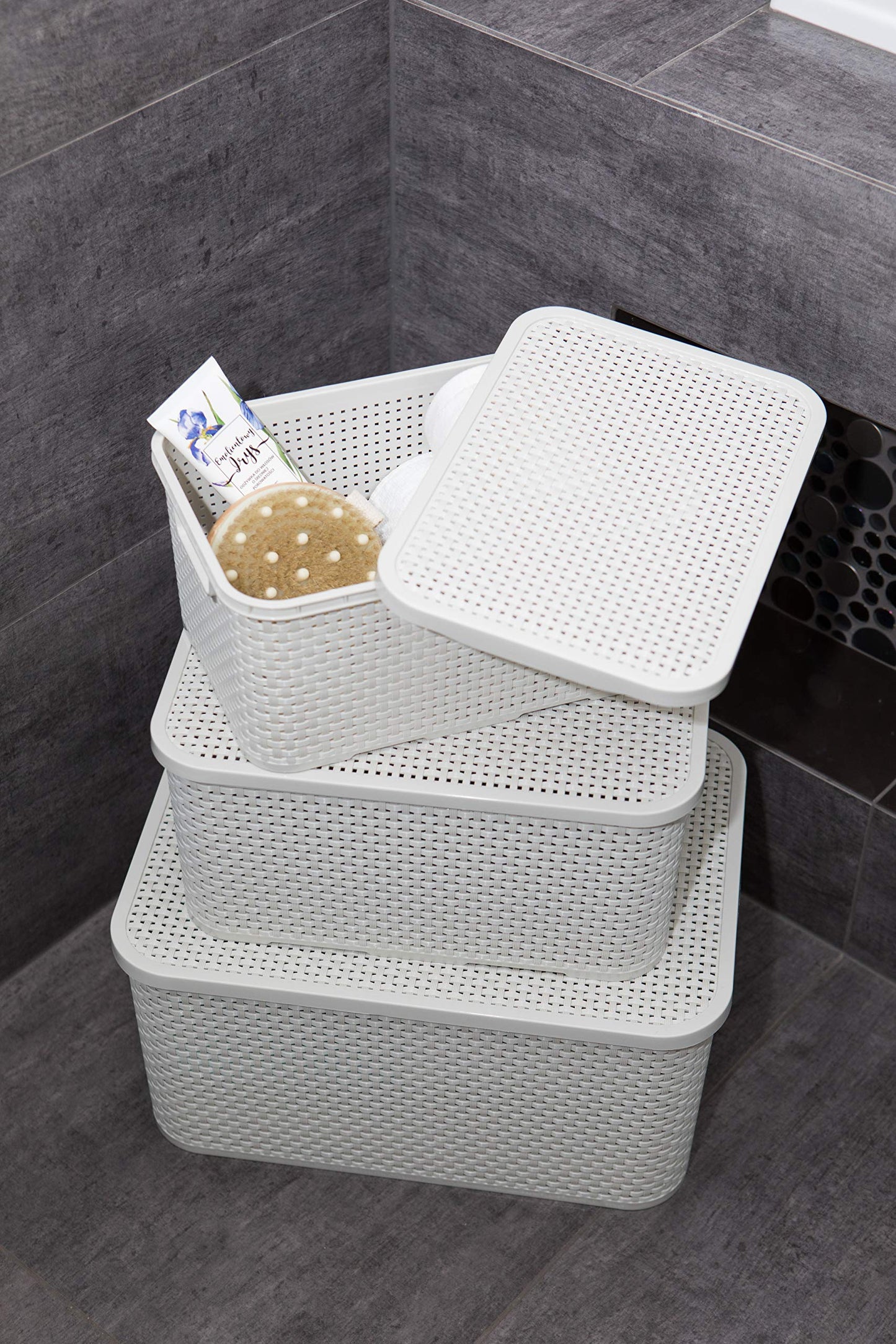BranQ Home Essential Universal Multifunctional Basket in Rattan Design, Size M 10 L, BPA-Free Plastic PP, Cream, 28.8 x 19.7 x 16.2 cm