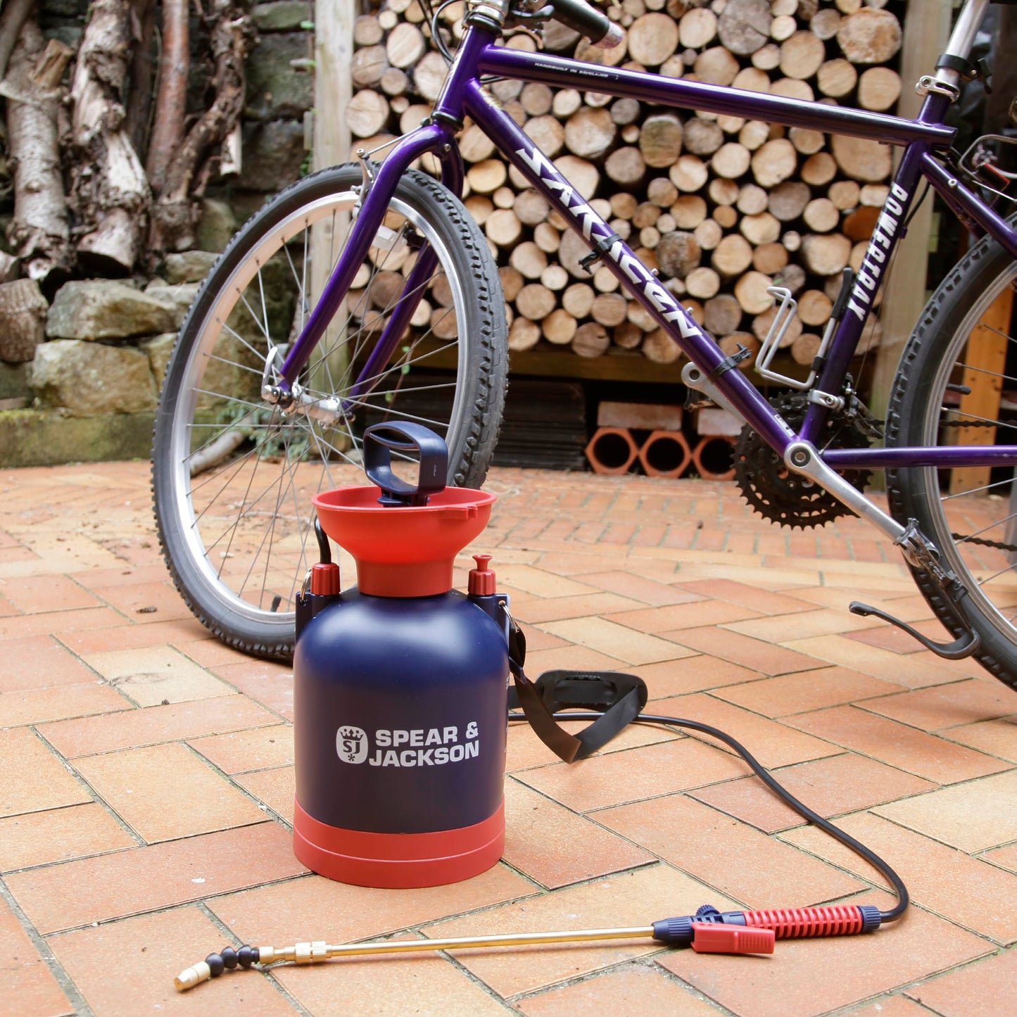 Spear & Jackson 3LPUMP 3 Litre General Purpose Pump Action Pressure Sprayer, Red & Blue