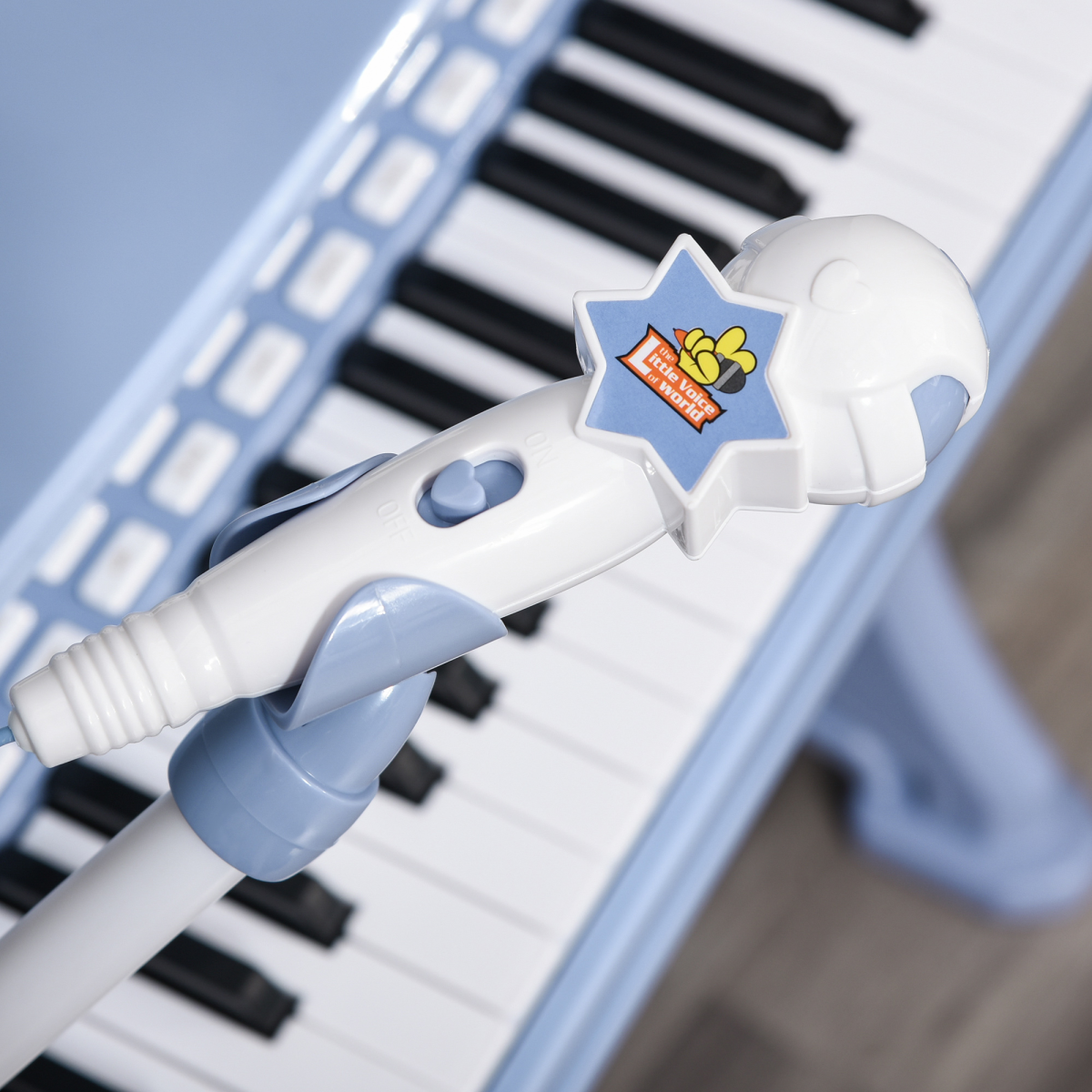 HOMCOM 37 Key Keyboard Battery Piano Kids Microphone Stool Educational Game