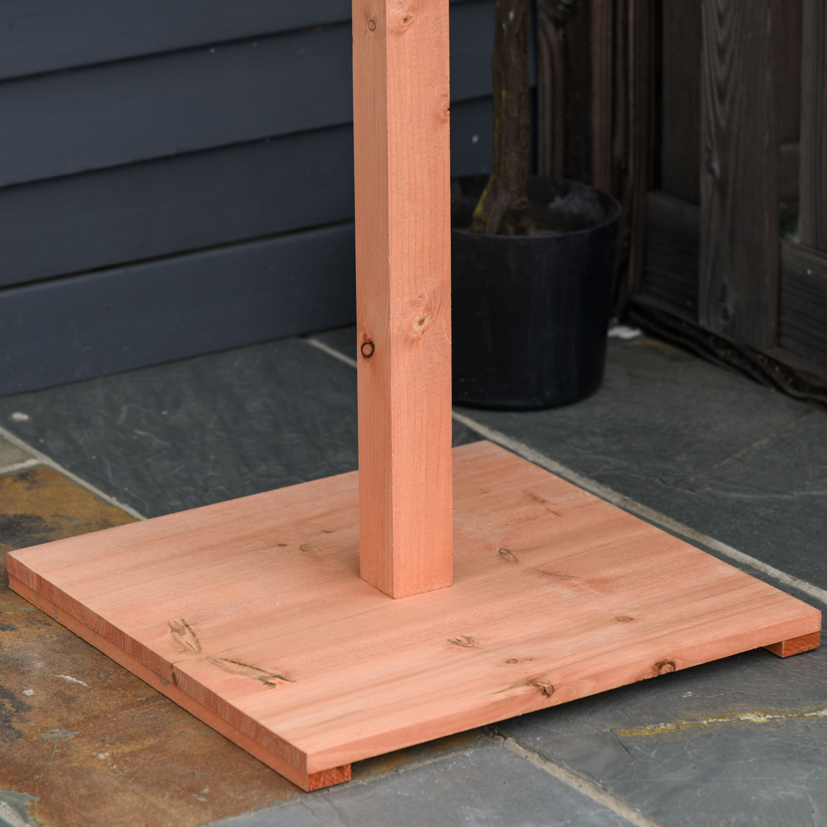 Wooden Bird Feeder Wooden Bird Table Bird Feeder with Roof, Brown, 130cm