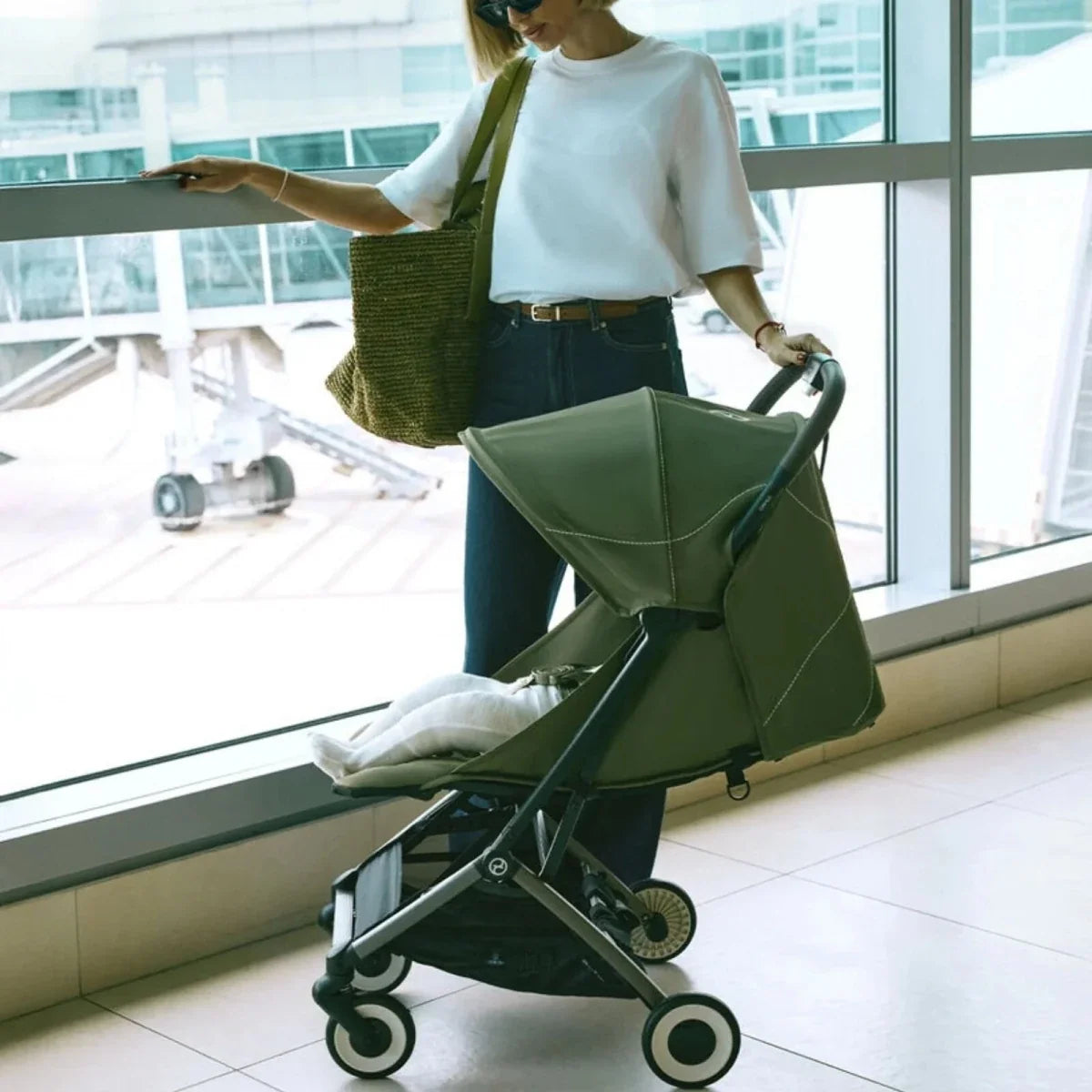 Cybex Orfeo Compact Travel Pushchair V2 - Magic Black
