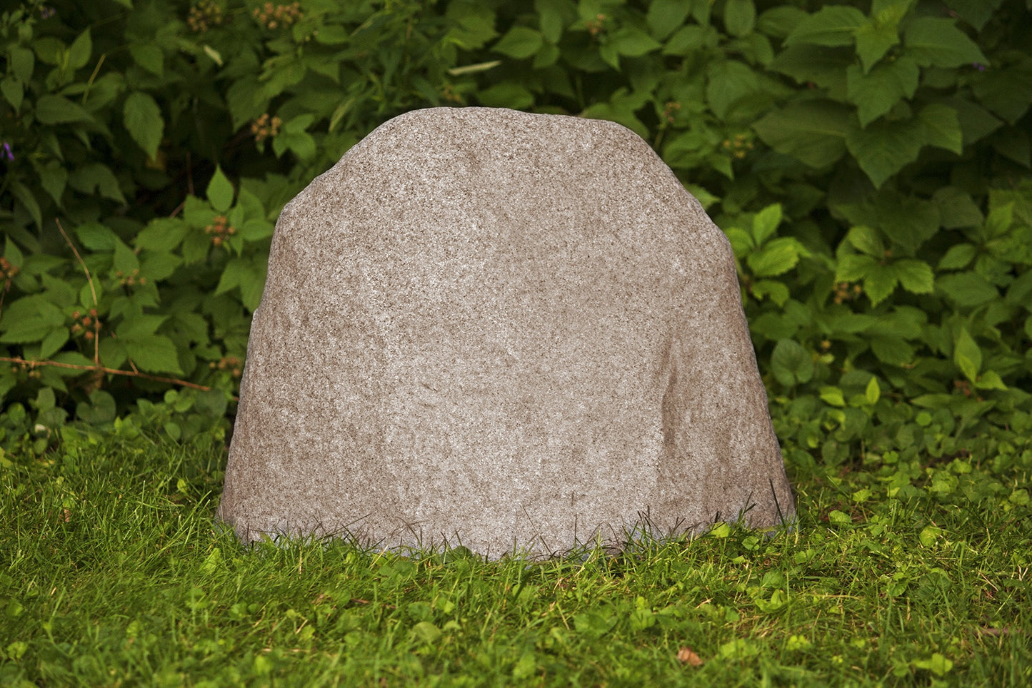 Emsco Group 2182 Medium ? Lightweight Landscape Rock-Resin, Sandstone