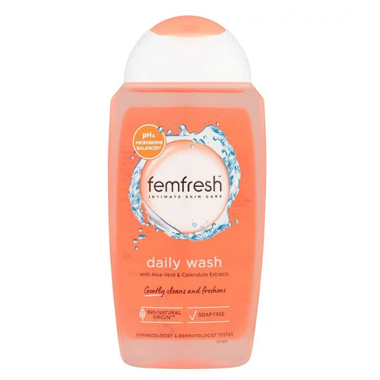 Femfresh Daily Wash pH-Balanced Gentle Cleansing & Soothing Comfort for Women's Intimate Care 100 ml / 3.38 oz