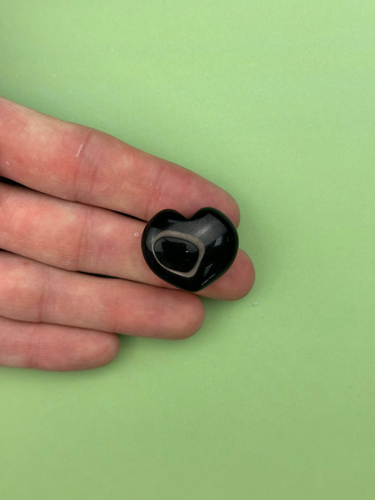Black obsidian - Small heart