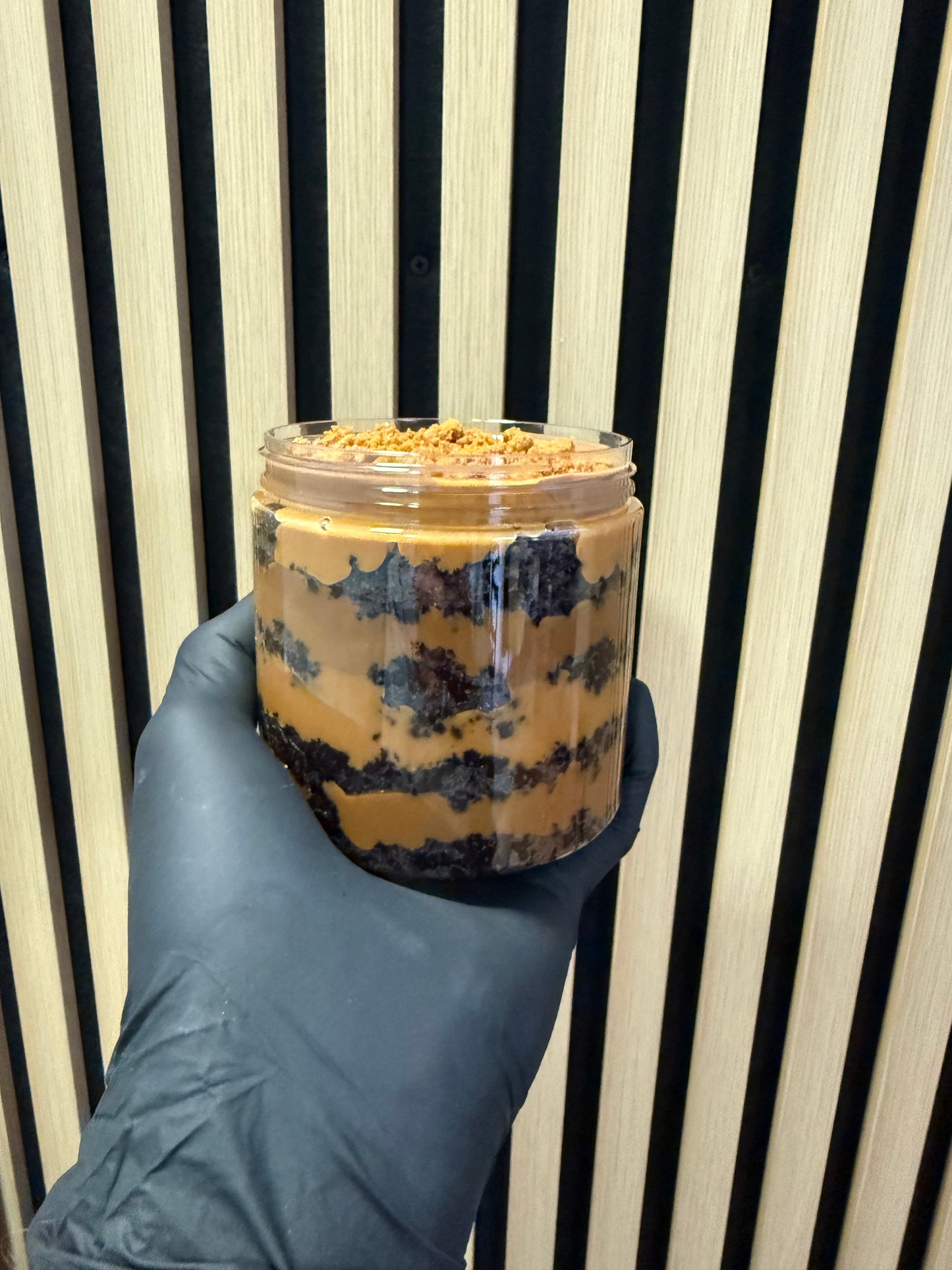 Caramel Biscuit Crunch Dessert Pot - 500g