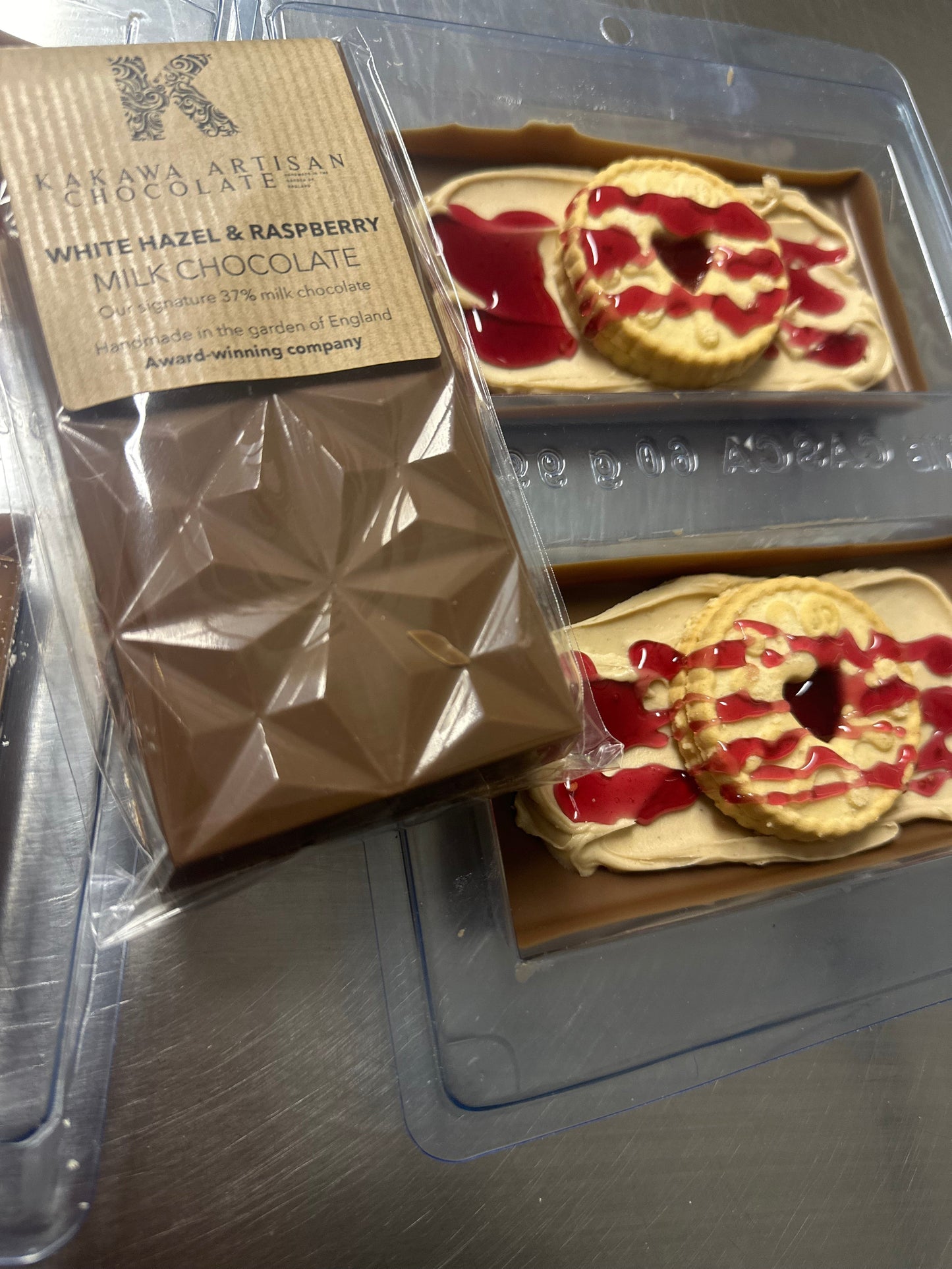 White Hazel & Raspberry Filled Slab