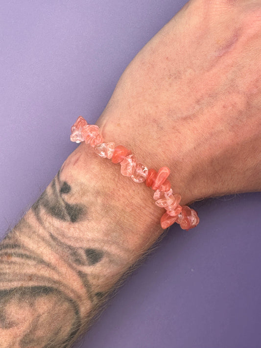 Cherry quartz - Crystal chip bracelet