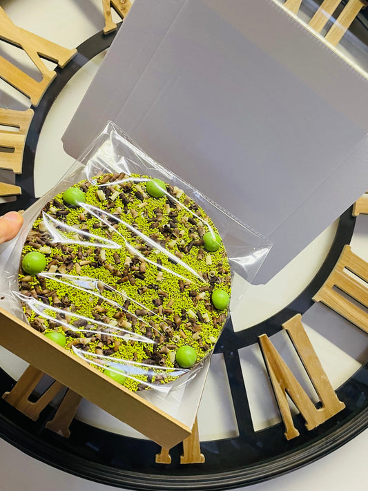 Choc Mint Milk Chocolate Pizza - 300g
