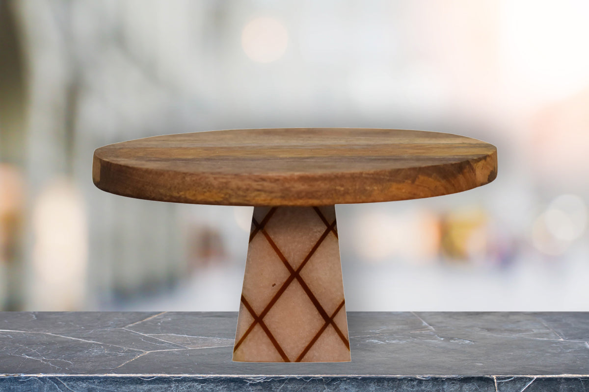Oak-ish Resin Cake Stand