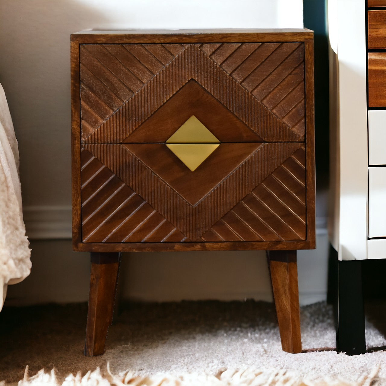 Alma Bedside