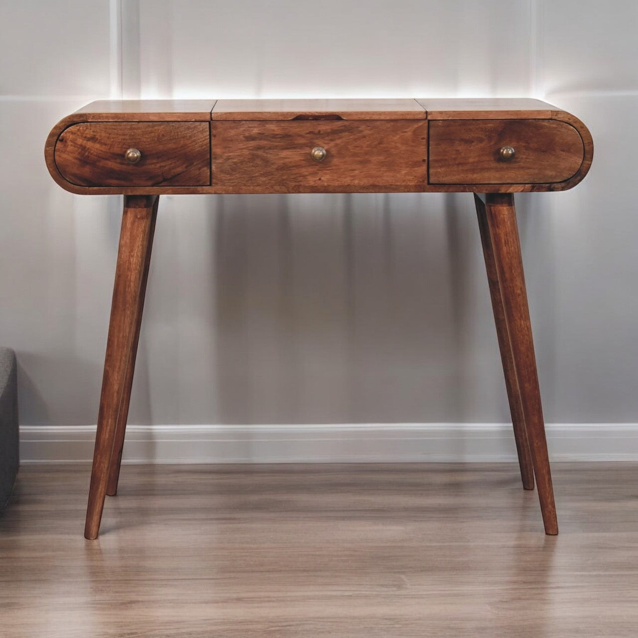 Honey Caramel Round Dressing Table