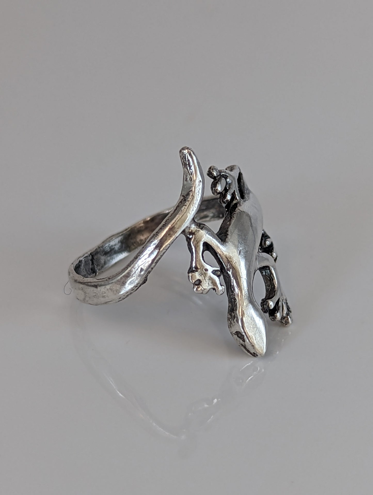 Silver Steed Lizard Ring