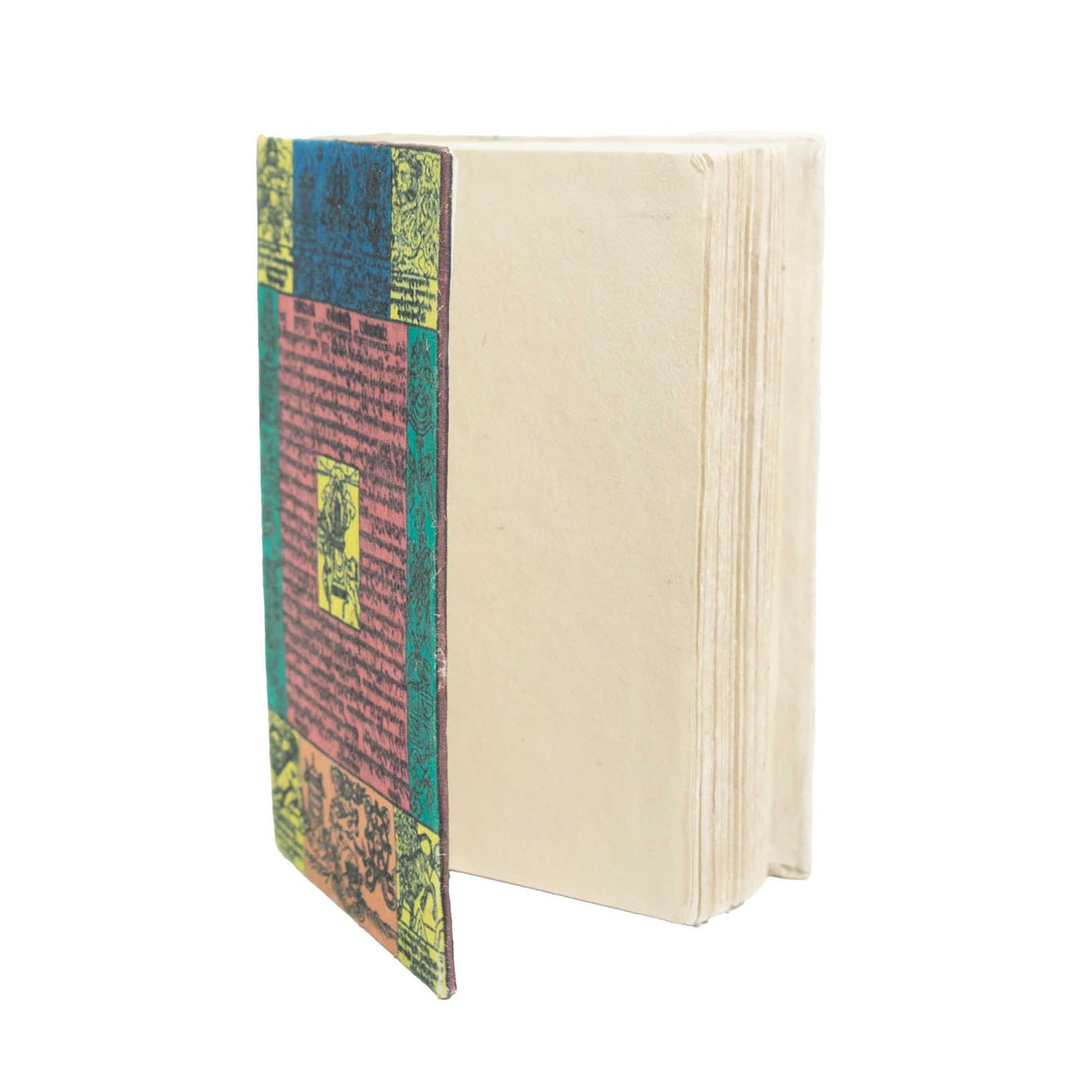 Lokta Traditional Prayer Flag Notebook – Medium (15x12cm) – 45 Leaves – Natural